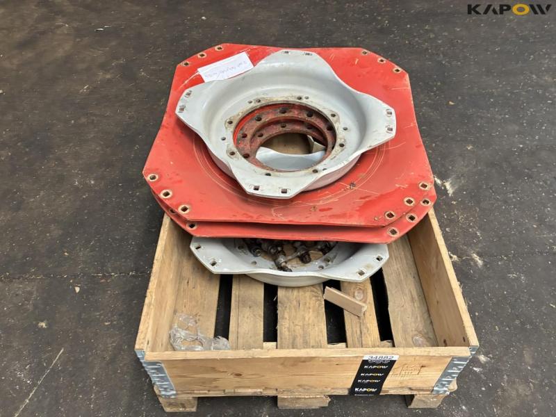 Rim plates with bolts 2