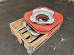 Rim plates with bolts 1