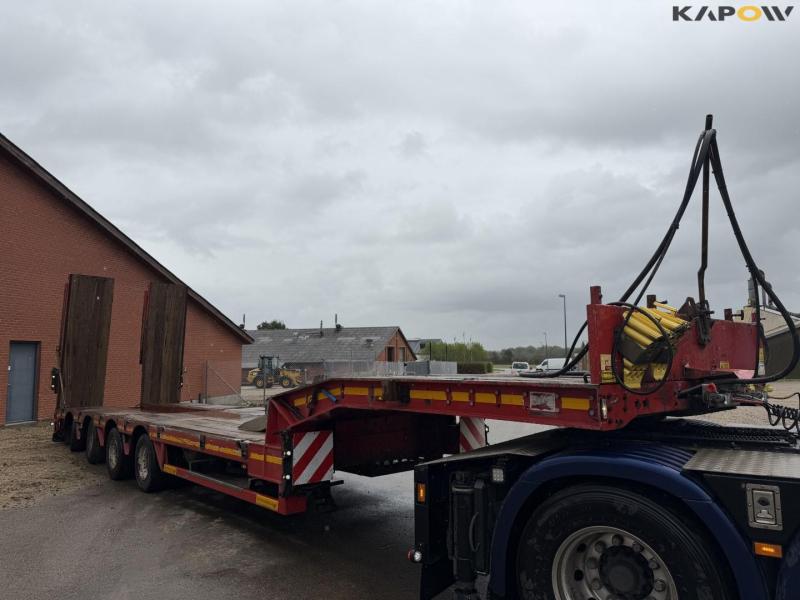 Faymonville Stn-4U machine trailer 3