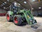 Fendt 516 Vario tractor with front loader 3