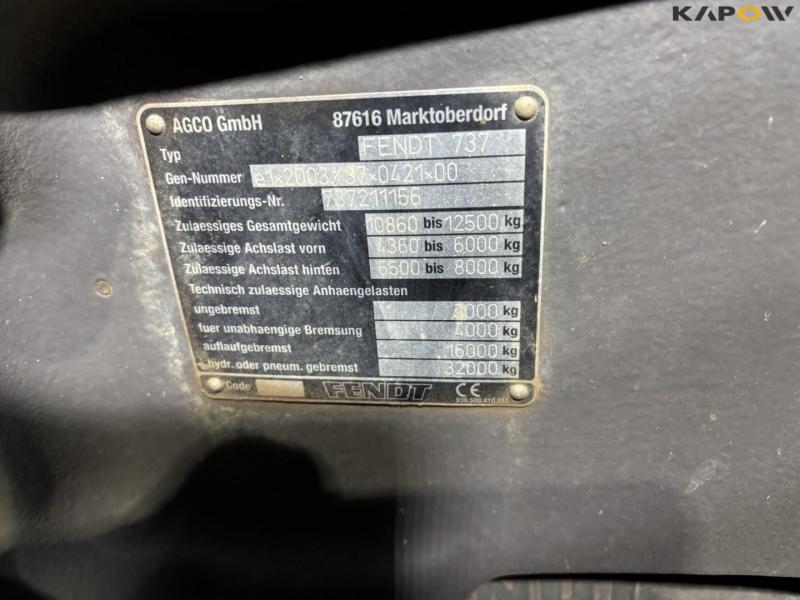 Fendt 724 Vario tractor 22