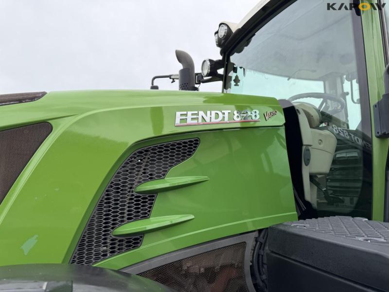 Fendt 828 vario tractor 10