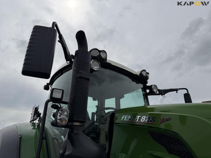 Fendt 828 vario tractor 25