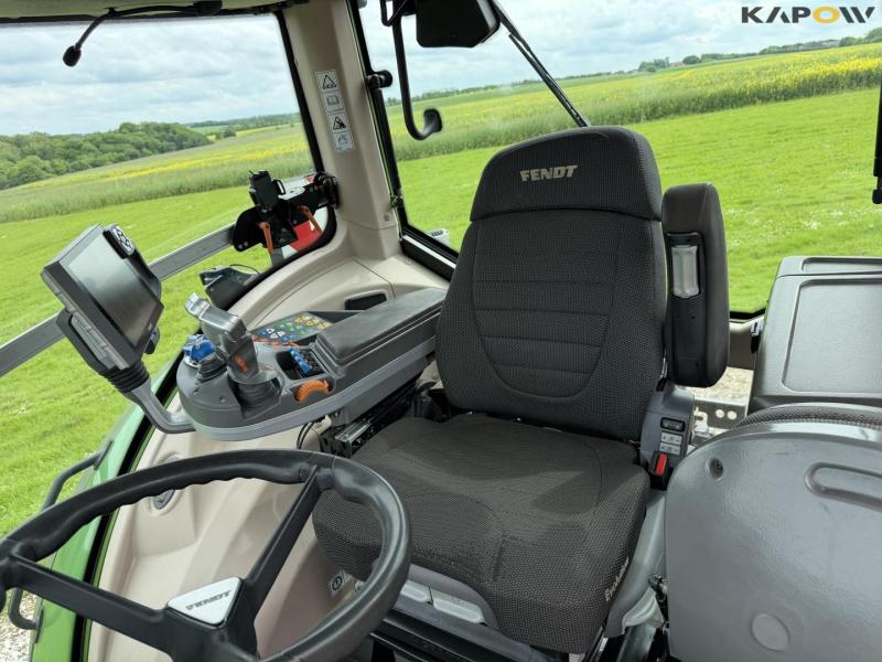 Fendt 828 vario tractor 60