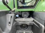 Fendt 828 vario tractor 11