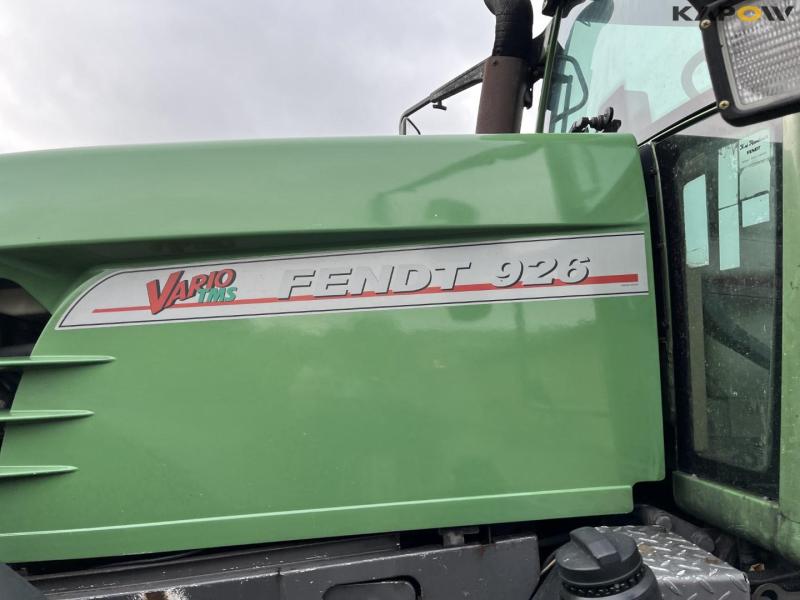 Fendt 926 vario tractor 12