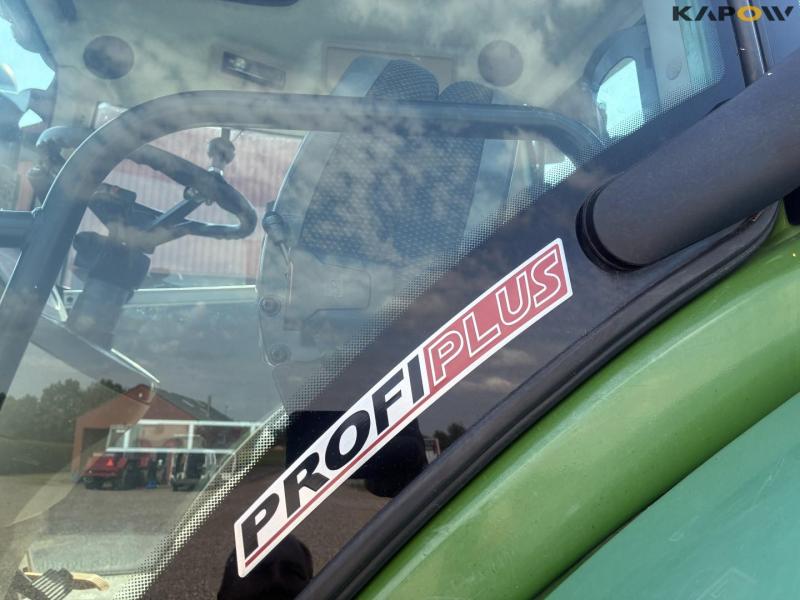 Fendt 930 Vario tractor 64