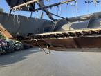 Fendt 9490X combine harvester with 35-foot header 122