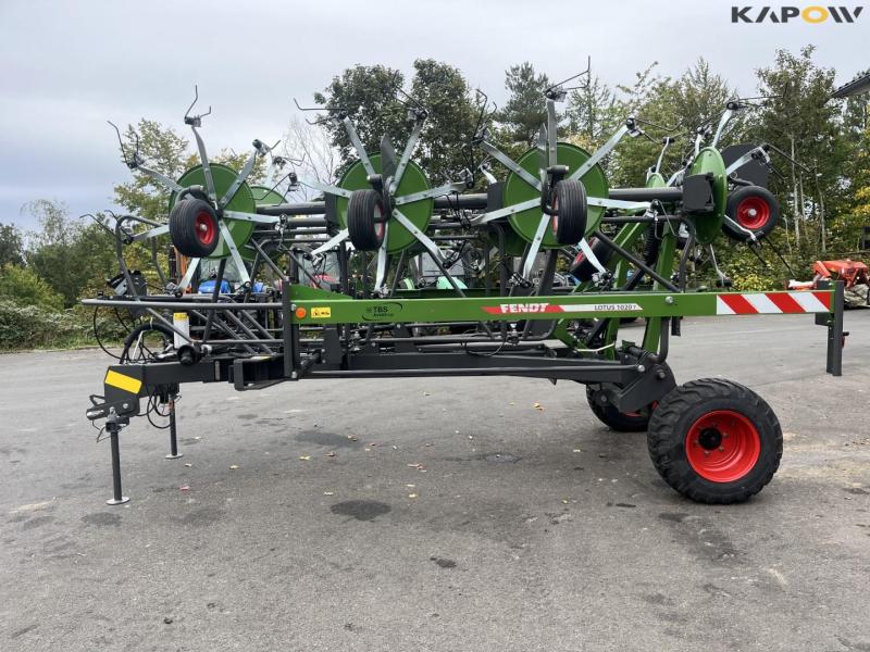 Fendt Lotus 1020T rake - New 8