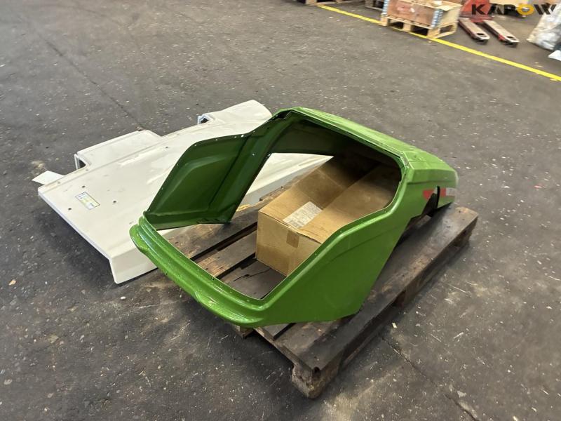 Fendt screens 6
