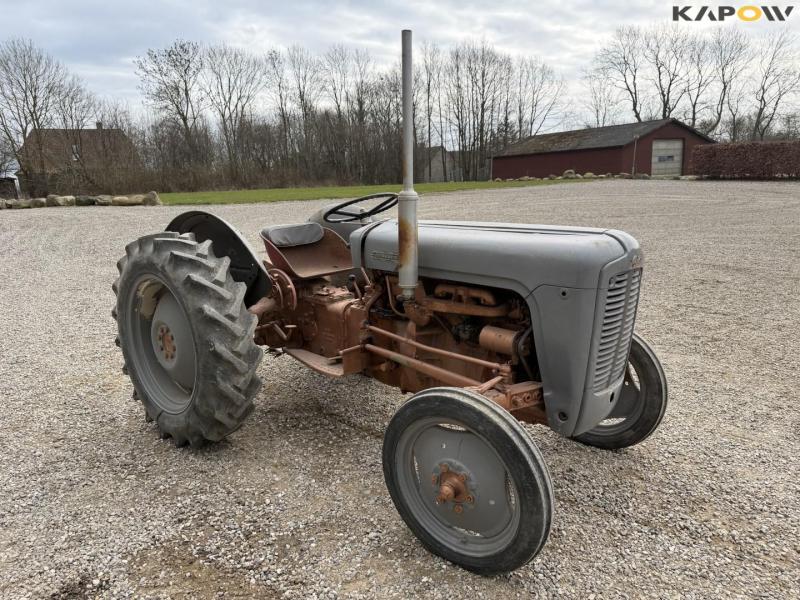 Ferguson 35 tractor 2