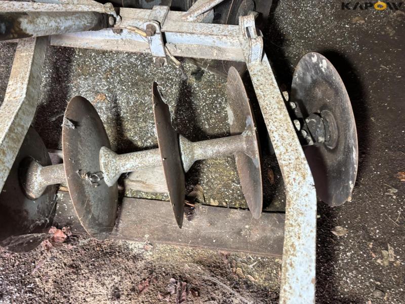 Ferguson disc harrow 11