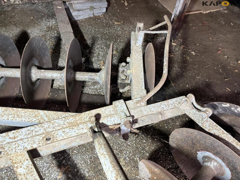 Ferguson disc harrow 13