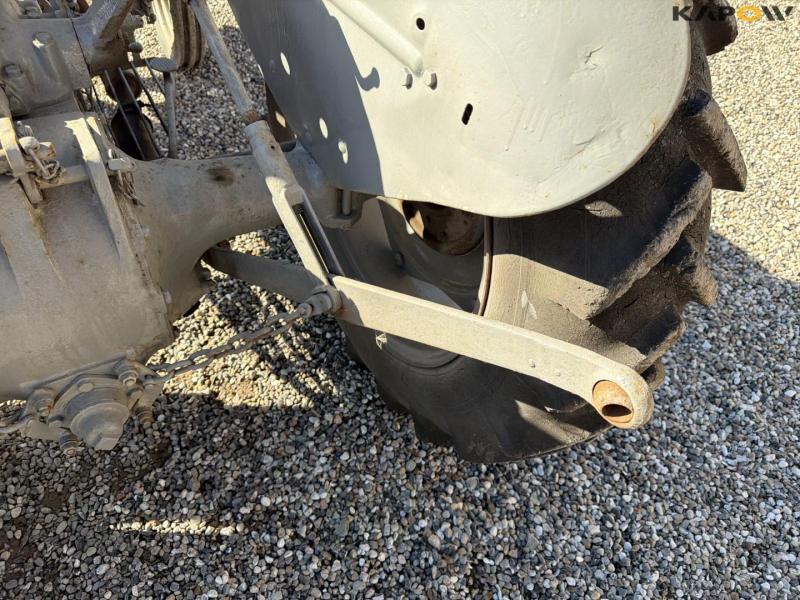 Ferguson TEA20 tractor 27