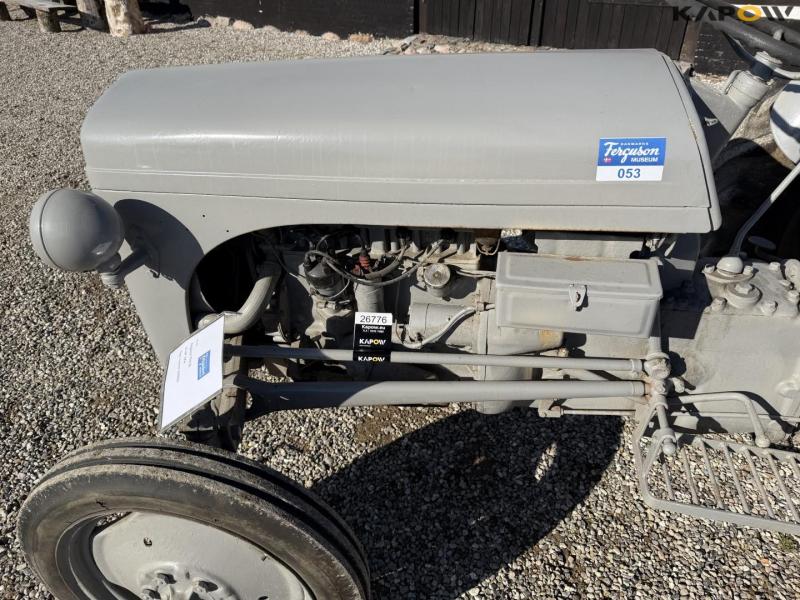 Ferguson TEA20 tractor 9