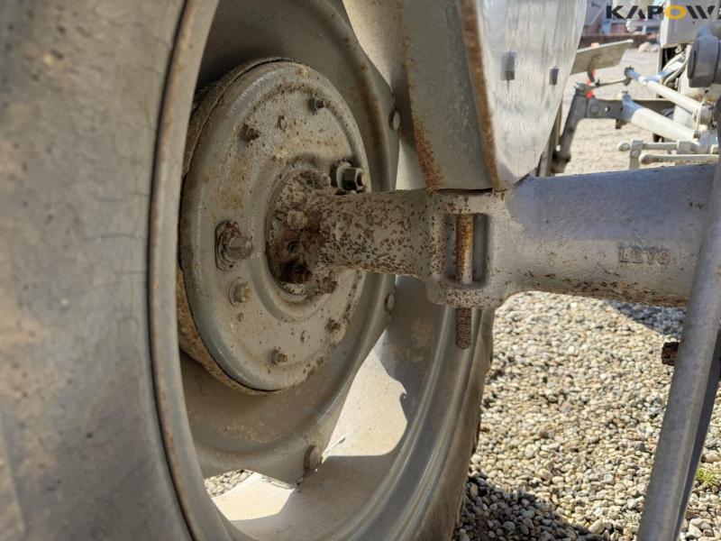 Ferguson TEA20 tractor 38