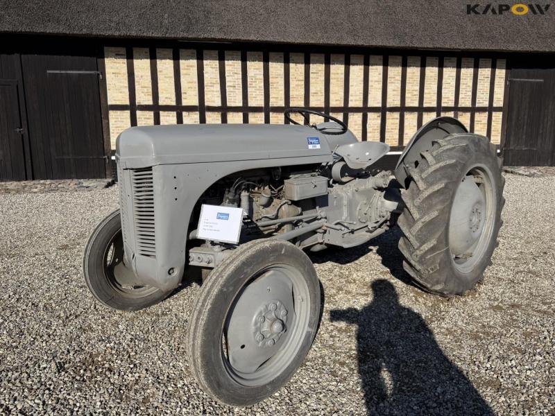 Ferguson TEA20 tractor 1
