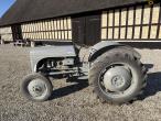 Ferguson TEA20 tractor 8