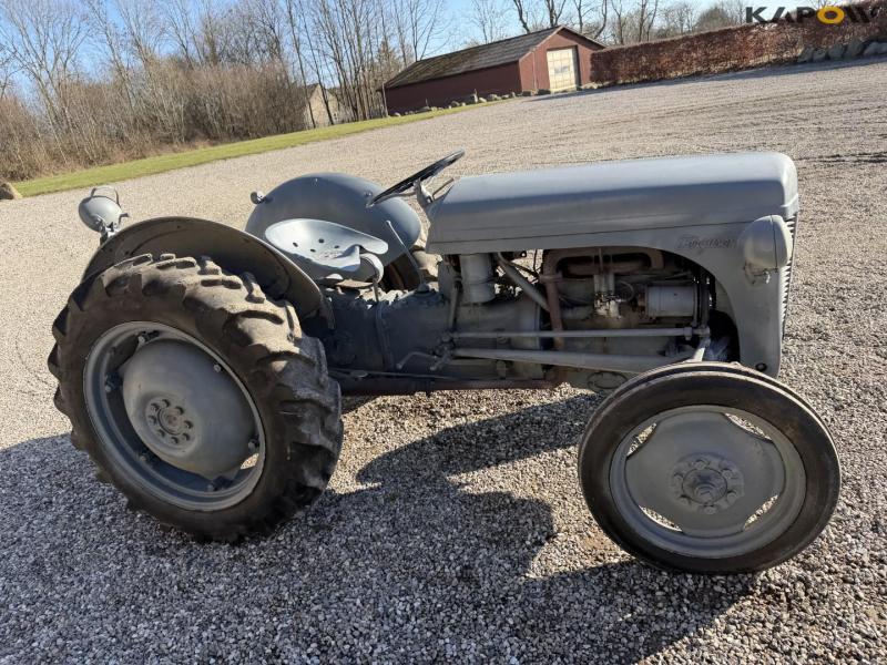 Ferguson TEA20 tractor 5