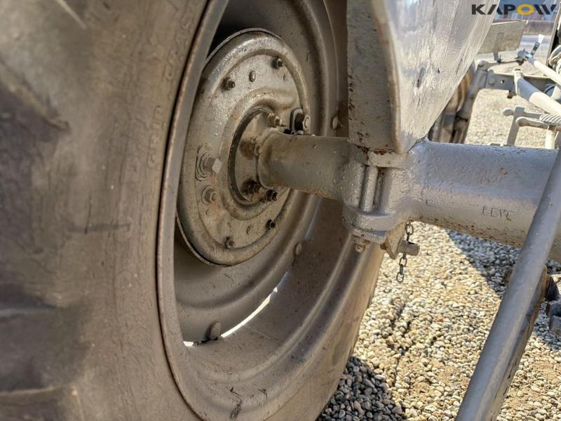 Ferguson TEA20 tractor 32