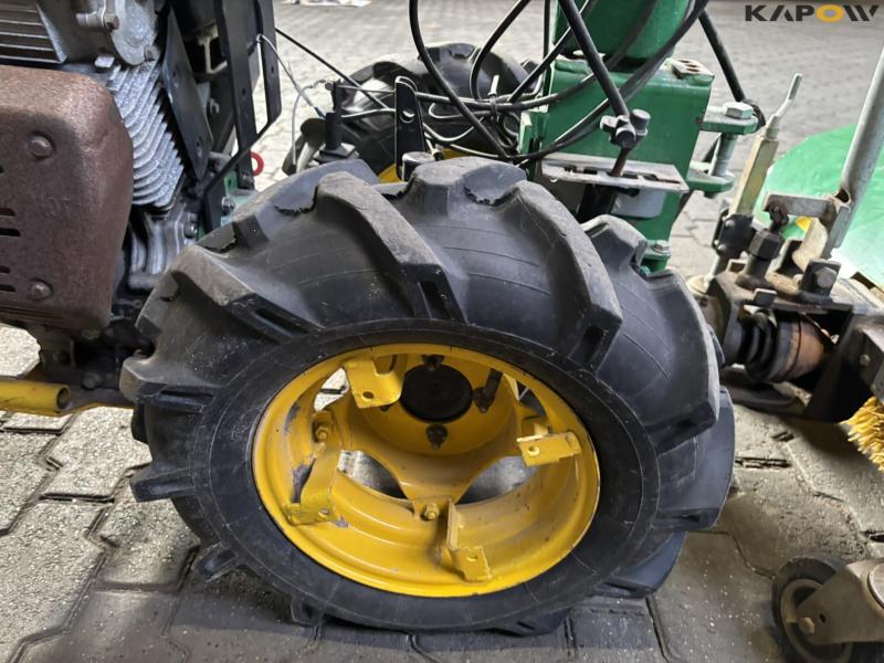 Ferrari 340 with broom 23
