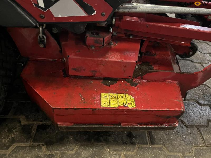Ferris ISX800 lawn mower 14