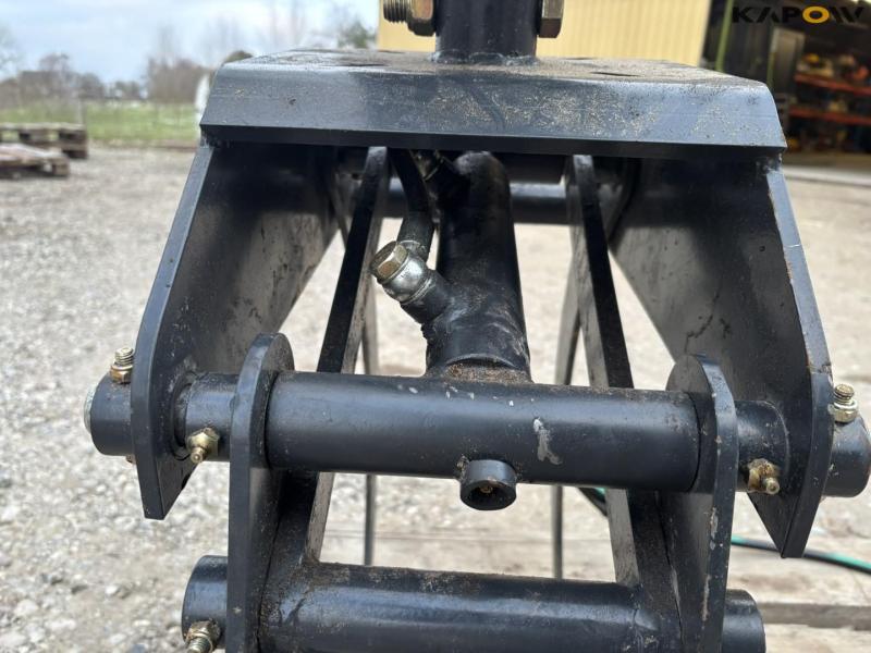 FHM ZD50 forestry grapple with mini excavator hitch 11