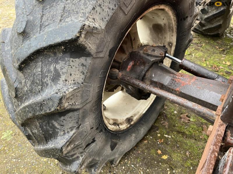 Fiat 1180DTH tractor 14