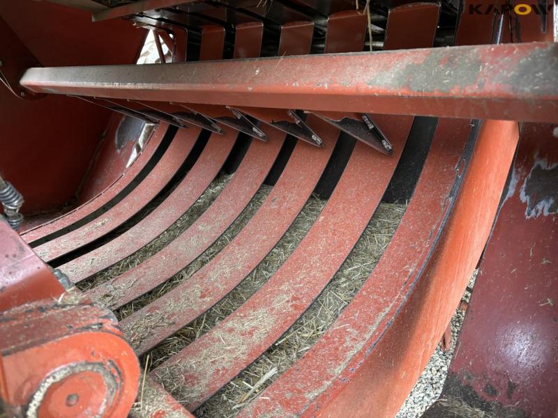 Fiatagri Hesston 4900 big square baler with bale wagon 50