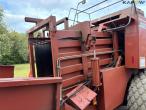 Fiatagri Hesston 4900 big square baler with bale wagon 22