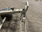 Tile lifter 12
