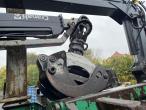 Wood chipper with crane and trolley 35
