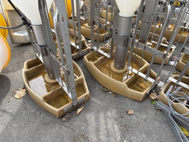 Automatic feeders - 10 pcs. 20