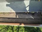 Feed fence with calf shelter 20