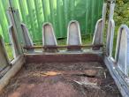 Feed fence 10