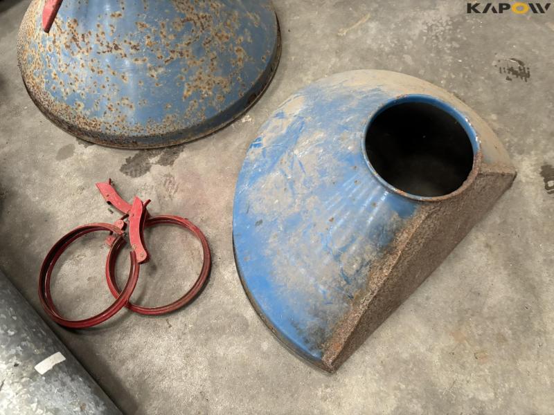 Feed trolley and grain equipment 8