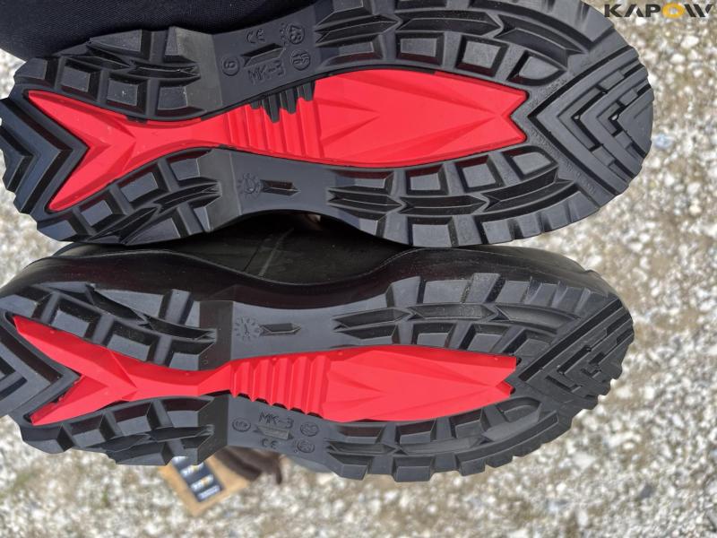 Footwear miscellaneous 7