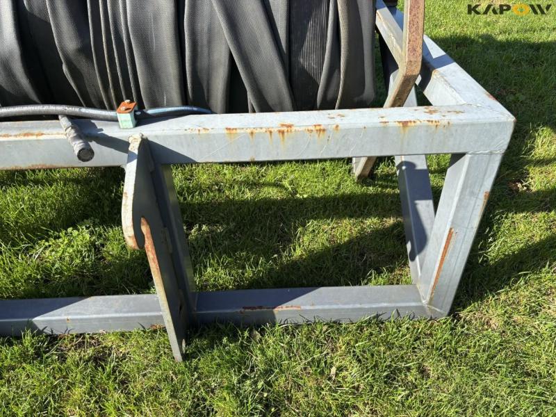 Hydraulic feed hose reel 15