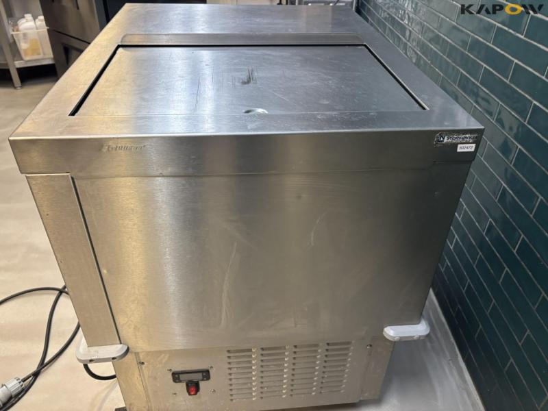 Follett chest freezer 20
