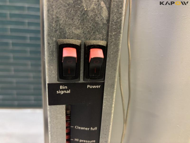 Follett Symphony ice cube maker 17