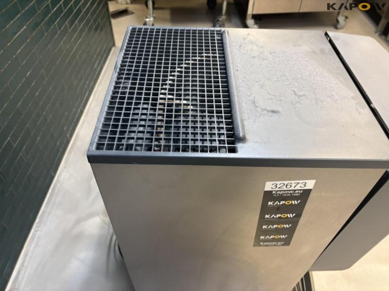 Follett Symphony ice cube maker 20