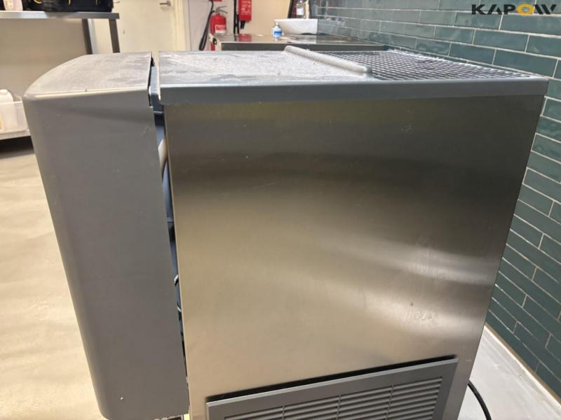 Follett Symphony ice cube maker 26