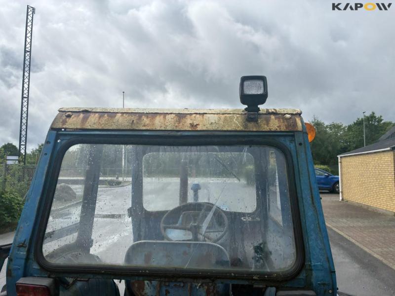 Ford 3000 tractor 16