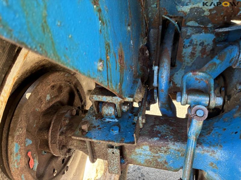 Ford 3600 tractor 23