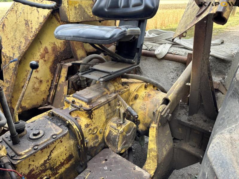 Ford 4550 loader 37