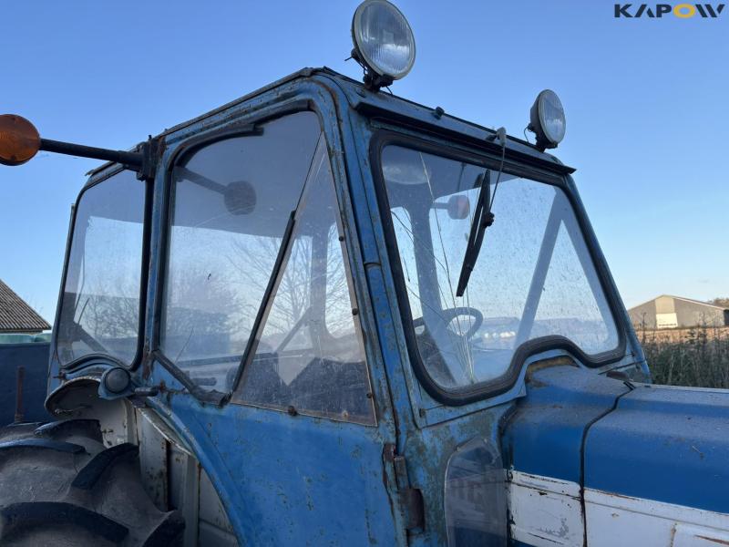 Ford 5000 tractor 24