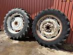 Ford wheels 13.6-38 1