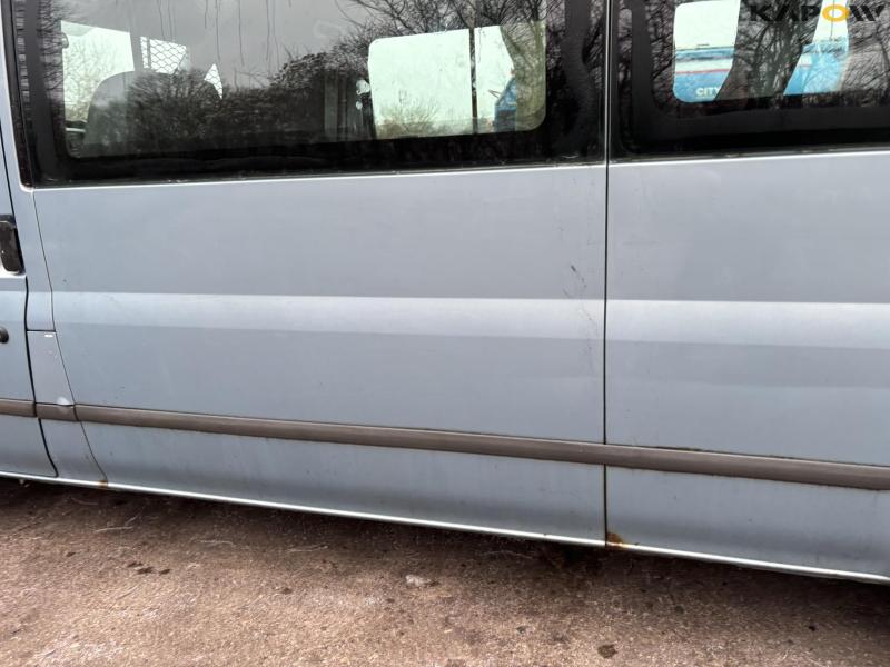 Ford Transit 120 T300 handicap bus 50