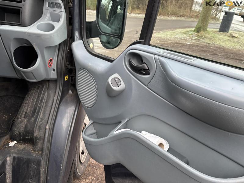 Ford Transit 140 T300 Handicap bus 78