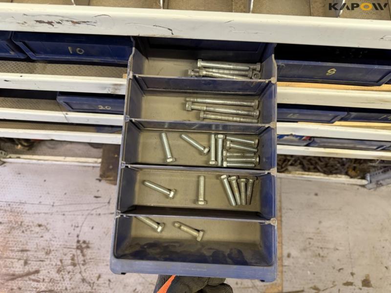 Ford Transit 2.2 Tdci with tools 70